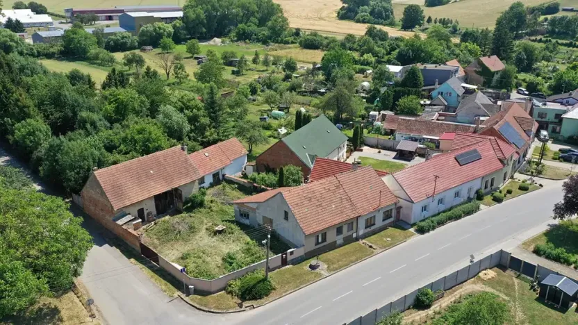 Prodej pozemku pro bydlení, Kučerov, 1639 m2