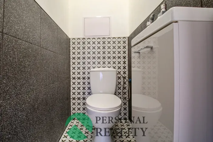 Pronájem bytu 3+1, Cheb, Valdštejnova, 94 m2