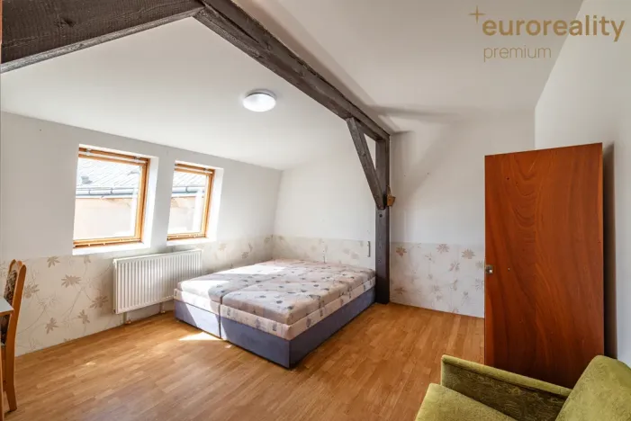 Prodej vícegeneračního domu, Sokolov, U Divadla, 360 m2