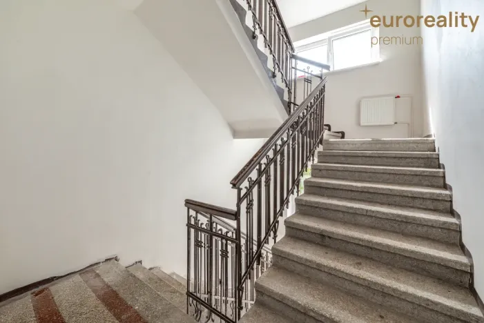 Prodej vícegeneračního domu, Sokolov, U Divadla, 360 m2