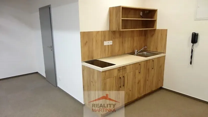 Pronájem kanceláře, Valašské Meziříčí - Krásno nad Bečvou, Hemy, 58 m2