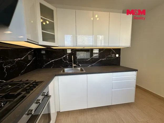 Pronájem bytu 3+1, Orlová - Lutyně, Osvobození, 74 m2