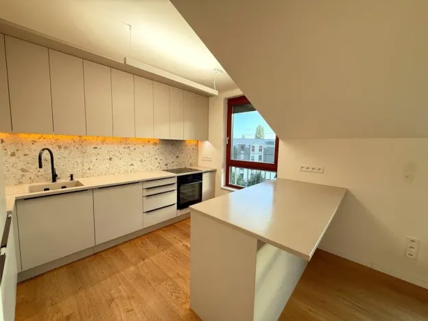 Pronájem bytu 3+kk, Praha - Libeň, Podvinný mlýn, 75 m2
