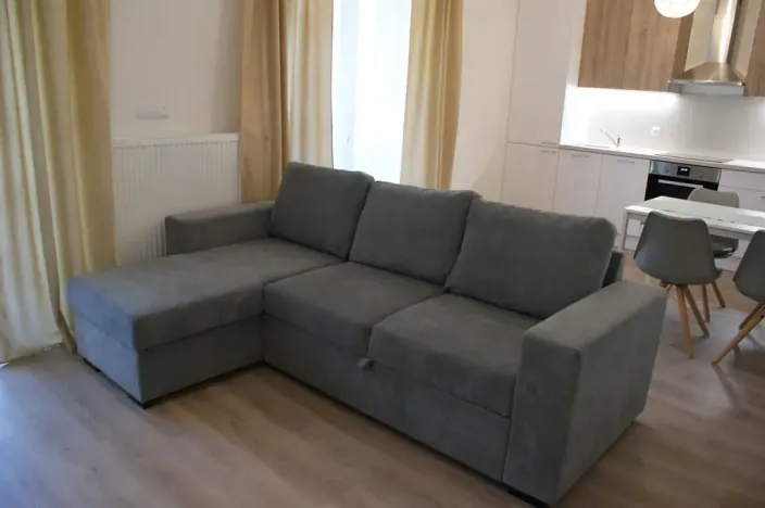Pronájem bytu 2+kk, Praha - Vršovice, Petrohradská, 60 m2