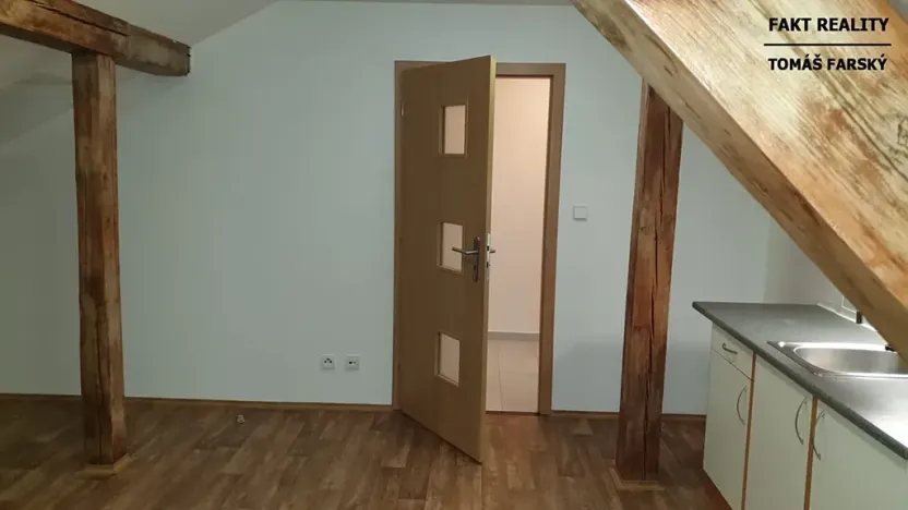 Pronájem bytu 1+kk, Ústí nad Labem, Londýnská, 44 m2