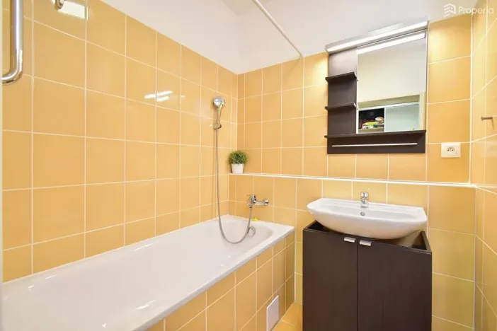 Pronájem bytu 2+kk, Brno, Bučkova, 49 m2