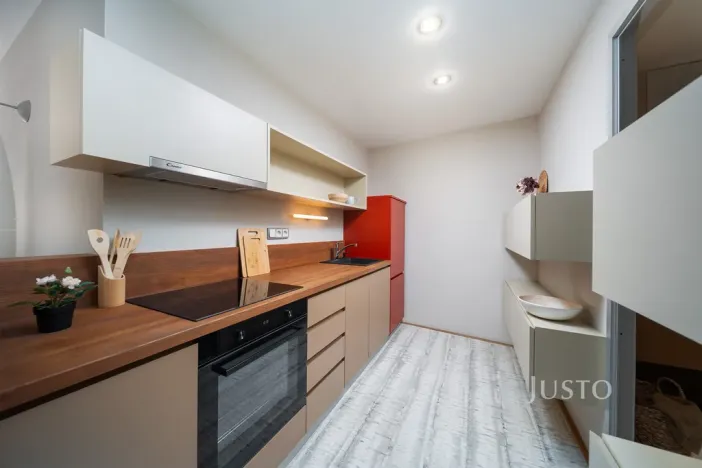 Prodej bytu 2+kk, České Budějovice - České Budějovice 3, B. Smetany, 56 m2