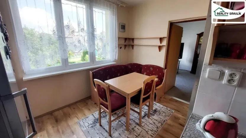 Pronájem bytu 3+1, Cheb, Valdštejnova, 70 m2