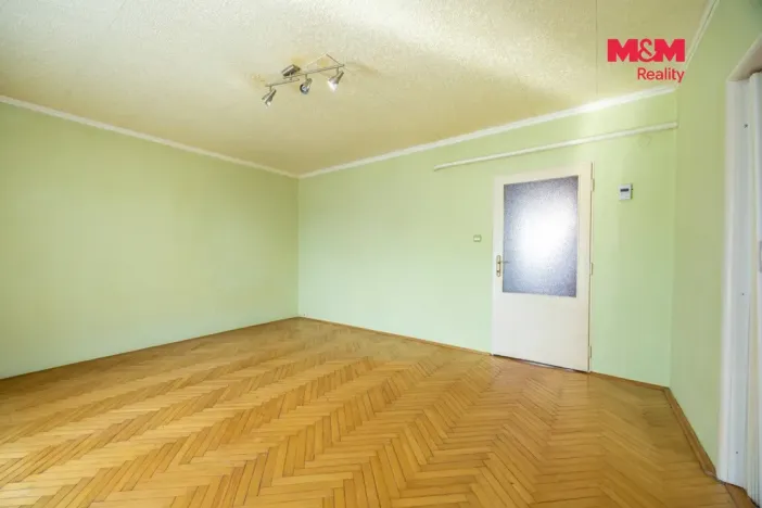 Prodej bytu 3+1, Kout na Šumavě, 75 m2
