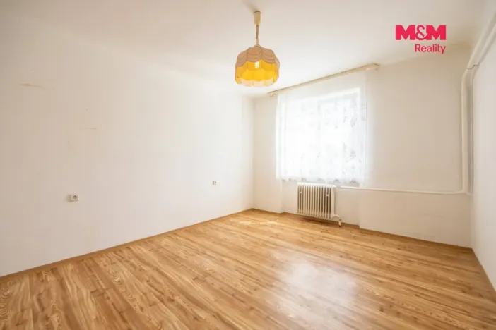 Prodej bytu 3+1, Kout na Šumavě, 75 m2