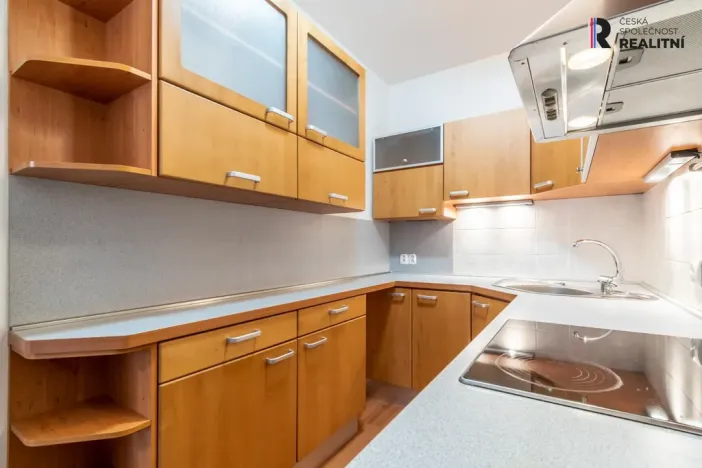 Pronájem bytu 2+1, Benešov, Dukelská, 53 m2