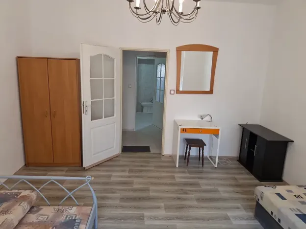Pronájem obchodního prostoru, Žatec, U Oharky, 300 m2