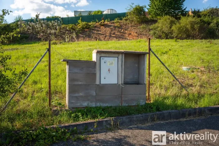 Prodej pozemku pro bydlení, Králův Dvůr, Na Dlouhých, 732 m2
