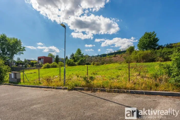 Prodej pozemku pro bydlení, Králův Dvůr, Na Dlouhých, 732 m2