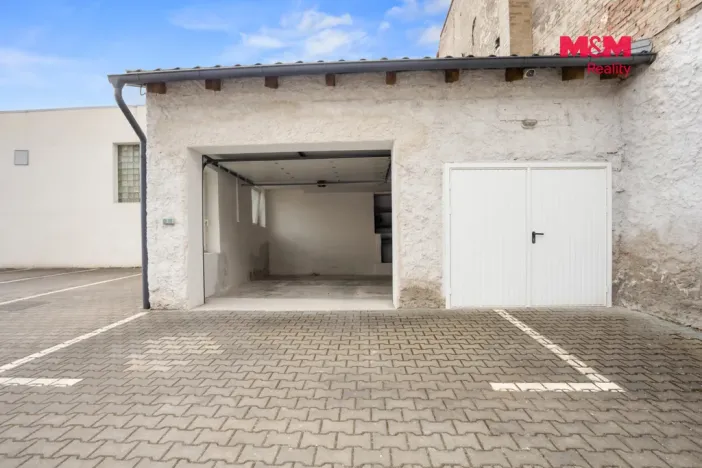 Prodej obchodního prostoru, Kladno, Dr. Steinera, 376 m2