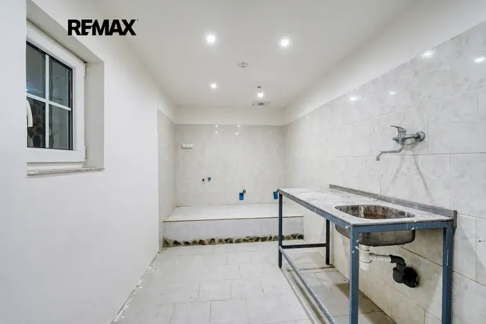 Prodej apartmánu, Všeruby, 952 m2
