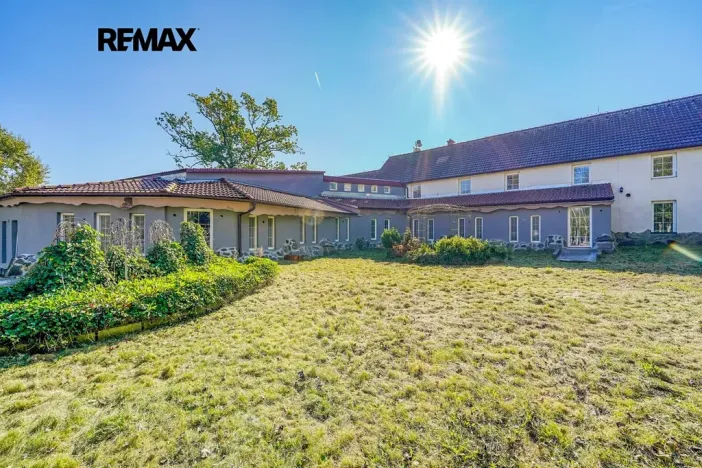 Prodej rodinného domu, Všeruby, 952 m2