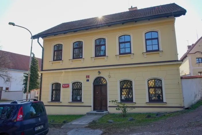 Pronájem rodinného domu, Praha, 215 m2