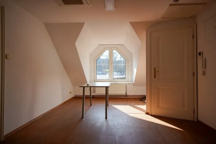 Pronájem rodinného domu, Praha, 215 m2