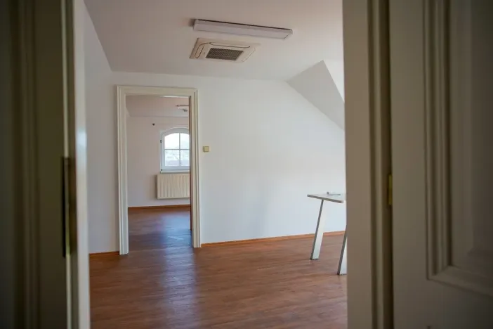 Pronájem rodinného domu, Praha, 215 m2