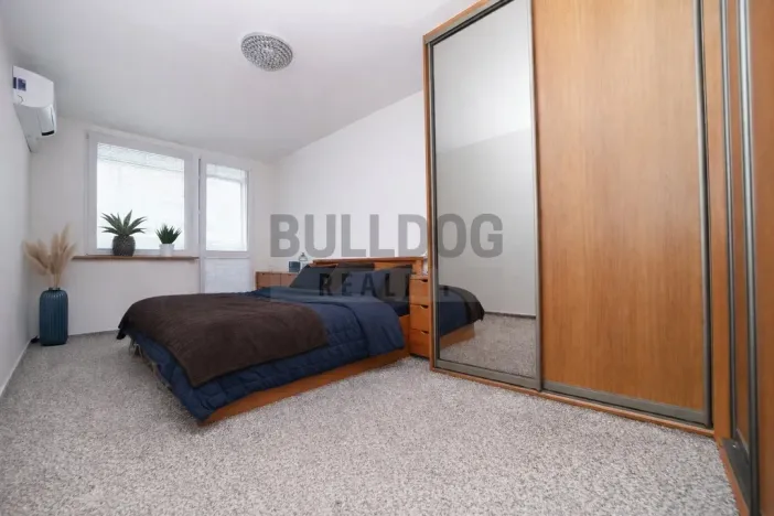 Pronájem bytu 3+kk, Praha - Vršovice, Tádžická, 80 m2