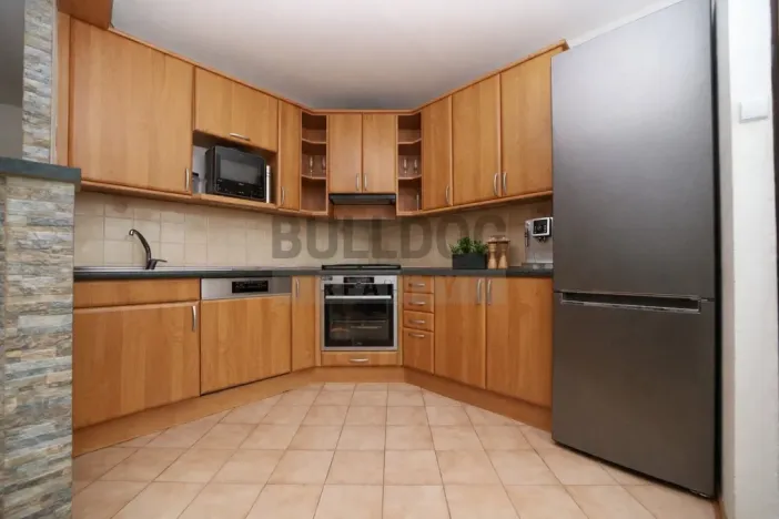 Pronájem bytu 3+kk, Praha - Vršovice, Tádžická, 80 m2