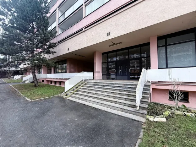 Pronájem bytu 3+kk, Praha - Vršovice, Tádžická, 80 m2