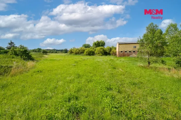 Prodej komerčního pozemku, Hostovlice, 14865 m2