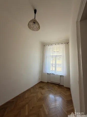 Pronájem bytu 3+1, Praha - Nové Město, Štěpánská, 90 m2