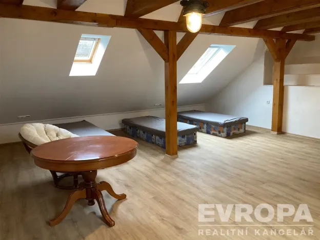 Pronájem rodinného domu, Heřmanov, 280 m2