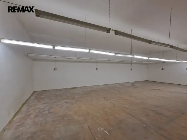 Pronájem obchodního prostoru, Stonařov, 225 m2