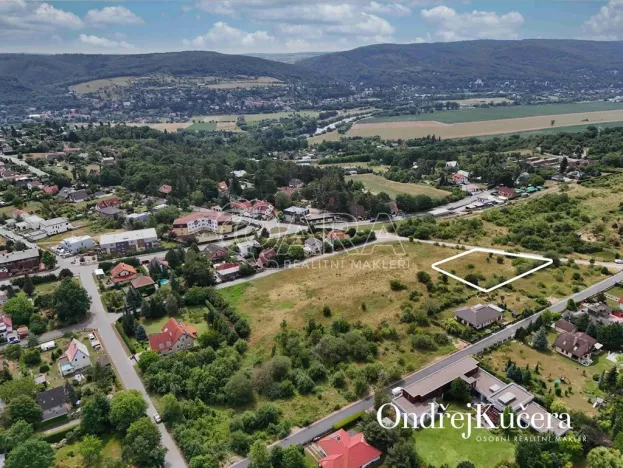 Prodej pozemku pro bydlení, Černošice, 1754 m2