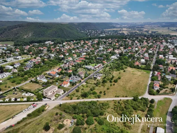 Prodej pozemku pro bydlení, Černošice, 1754 m2