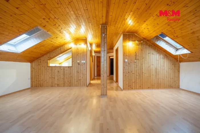 Prodej ubytování, Horní Třešňovec, 847 m2