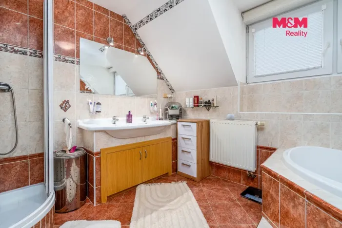 Prodej rodinného domu, Horní Třešňovec, 847 m2
