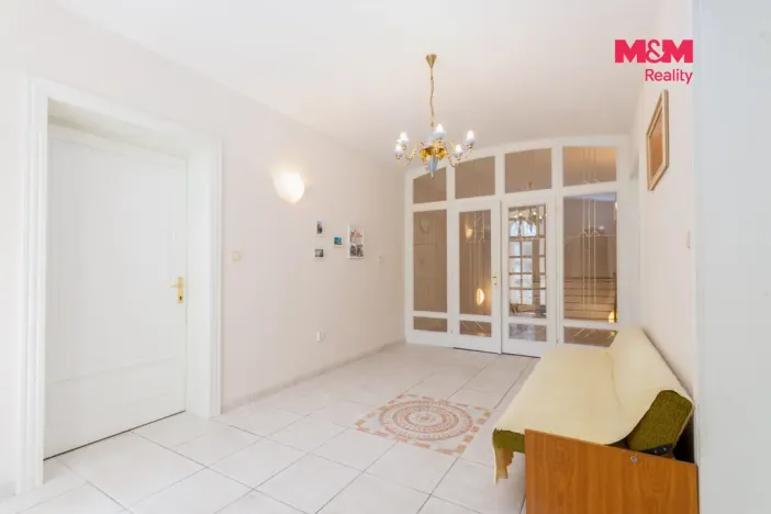Prodej atypického bytu, Orlová - Město, Fr. Palackého, 140 m2