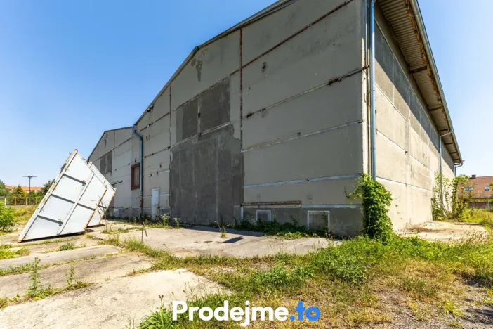Prodej skladu, Znojmo, Melkusova, 3383 m2