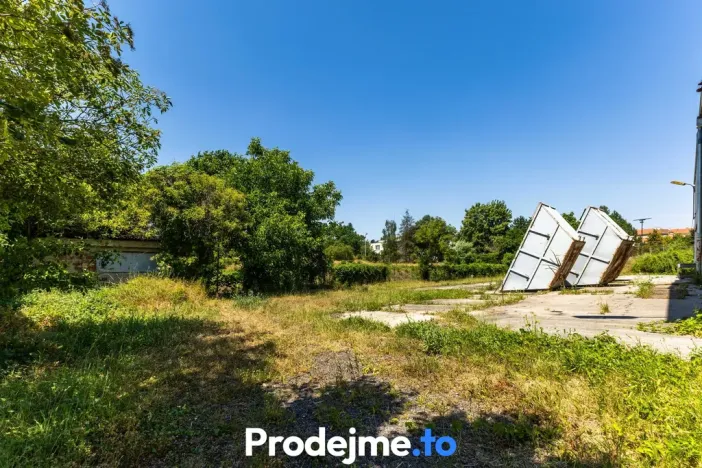 Prodej skladu, Znojmo, Melkusova, 3383 m2