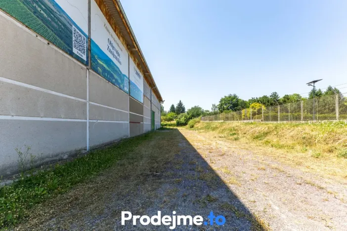 Prodej skladu, Znojmo, Melkusova, 3383 m2