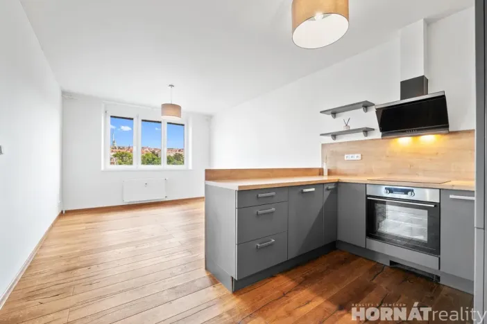 Prodej bytu 3+kk, Praha - Vršovice, Vršovická, 87 m2