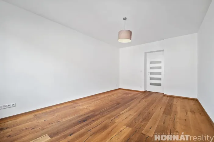 Prodej bytu 3+kk, Praha - Vršovice, Vršovická, 87 m2
