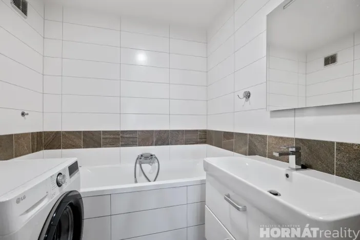 Prodej bytu 3+kk, Praha - Vršovice, Vršovická, 87 m2