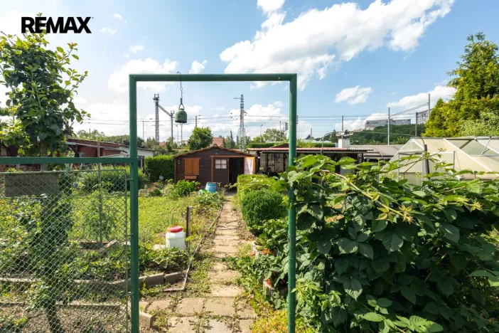 Prodej zahrady, Chomutov, Škroupova, 214 m2