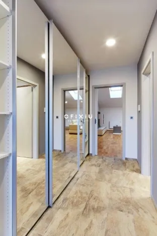 Pronájem bytu 2+kk, Brno - Brno-město, Jakubská, 68 m2