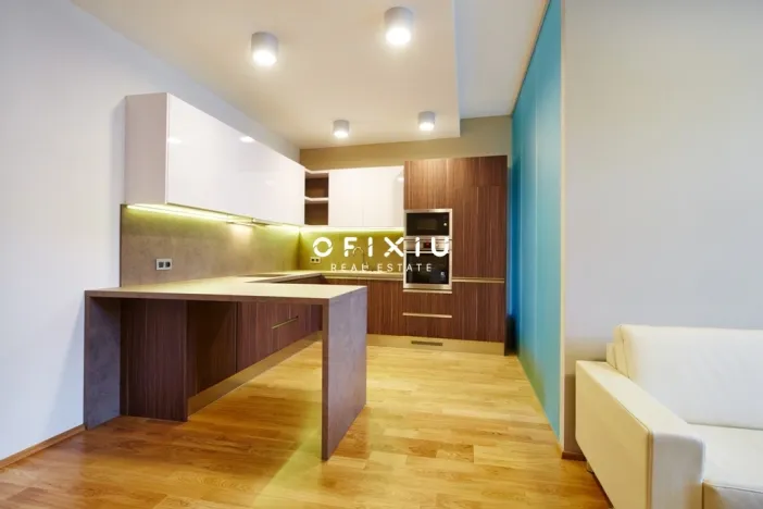 Pronájem bytu 2+kk, Brno - Brno-město, Jakubská, 82 m2
