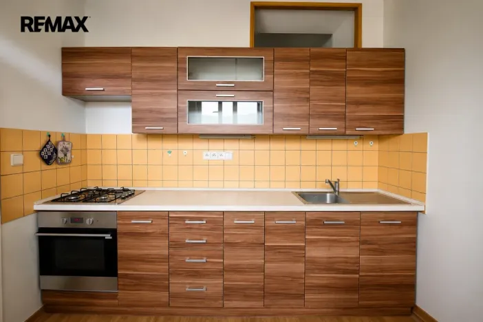 Pronájem bytu 1+1, Praha - Libeň, U školičky, 48 m2