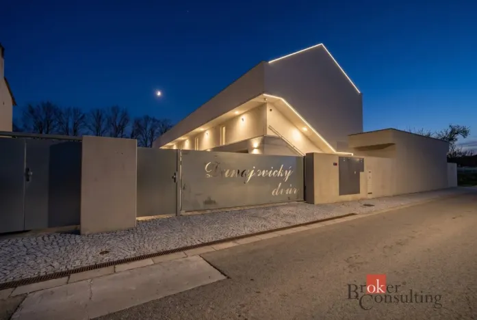 Prodej bytu 3+kk, Dolní Dunajovice, Rudé armády, 93 m2