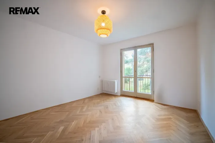Pronájem bytu 2+1, Hradec Králové, Ladova, 56 m2