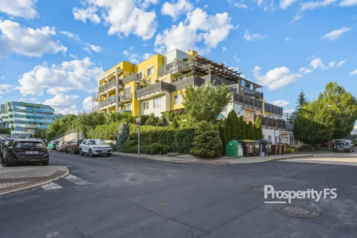 Prodej bytu 2+kk, Praha - Řeporyje, Kakosova, 52 m2
