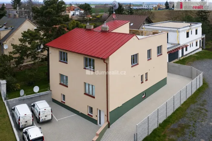 Pronájem bytu 1+kk, Praha - Březiněves, Na hlavní, 30 m2